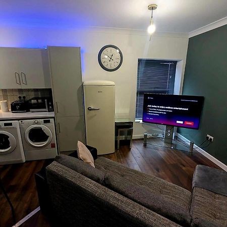 Bright & Modern Apartment In Hackney Wick E3 London Bagian luar foto