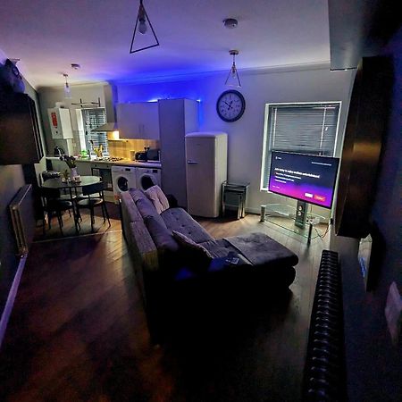 Bright & Modern Apartment In Hackney Wick E3 London Bagian luar foto